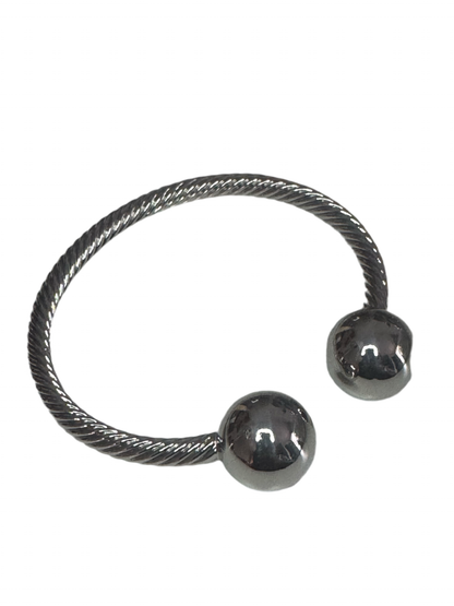 Pulsera torcida