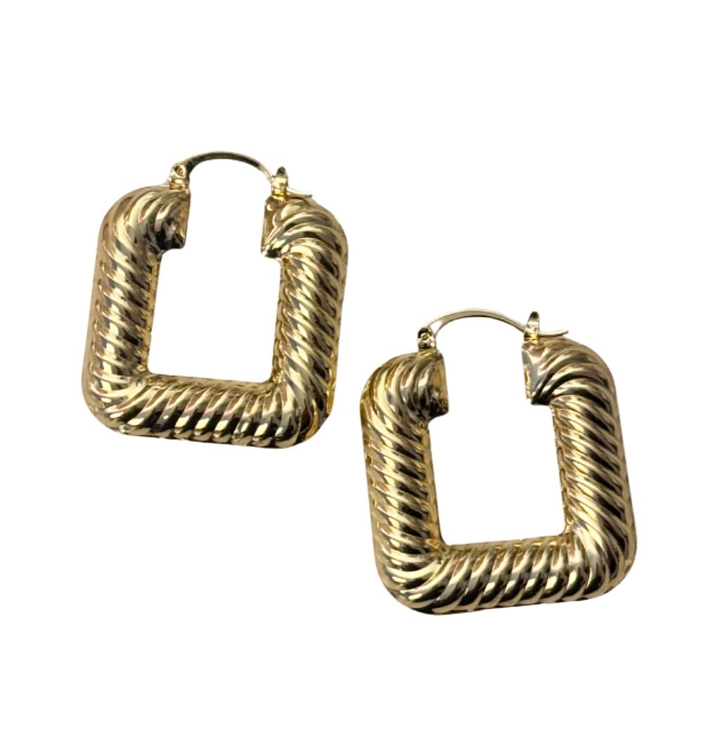 LEAH SQUARED HOOPS