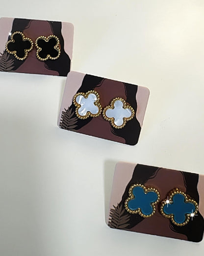 CLOVER STUDS