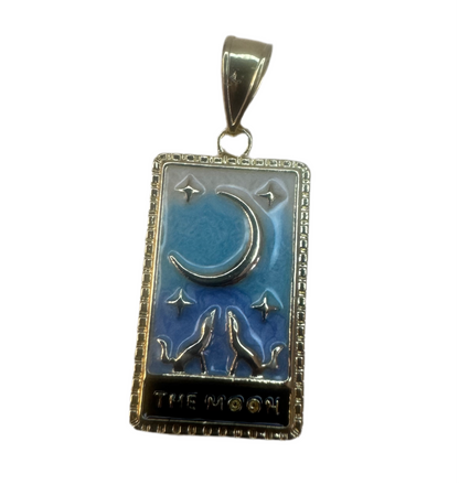 THE MOON PENDANT