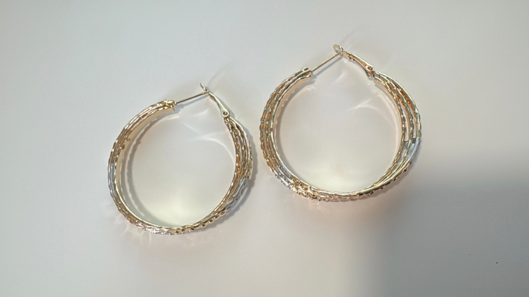 3 TONED TRIPLE HOOP