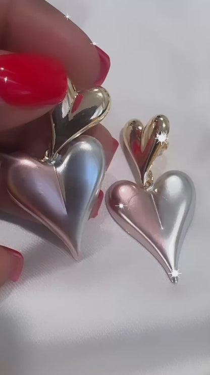 VICKY HEART STUDS